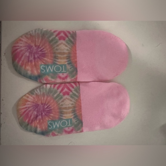2 Pairs of Toms Socks - Picture 9 of 10